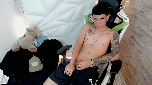 Brayan lopezz online show from 02-03-25, 07:00