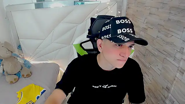 Brayan lopezz online show from 03-18-25, 12:58