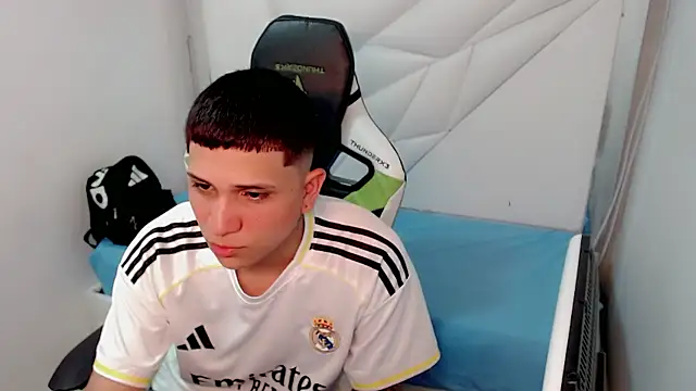 Brayan lopezz online show from 01-15-26, 12:54