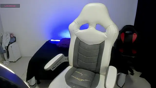 sofiakey online show from 05-09-26, 03:23