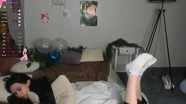 Snapshot of SweetyDeviliya chatting on 02-22-25, 02:08 SweetyDeviliya online show from 02-22-25, 02:08