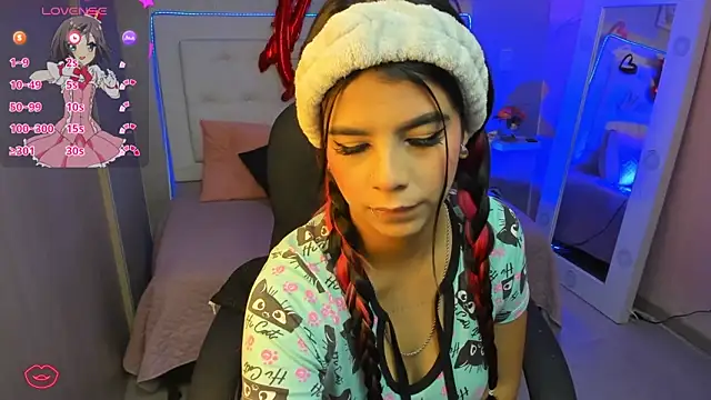 EMALINDA  HILSS online show from 02-17-25, 11:55