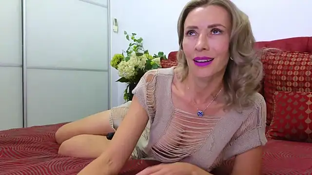  Maddalena  online show from 09-28-25, 08:47