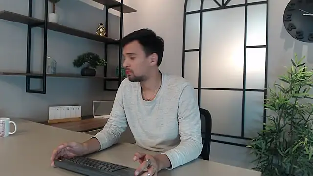 Edward max online show from 01-21-25, 07:50