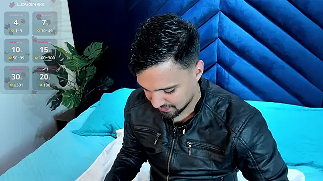 Snapshot of Edward_max chatting on 02-24-26, 03:48 Edward max online show from 02-24-26, 03:48