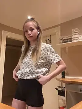 Hr Frk Olsen online show from 03-11-25, 07:14