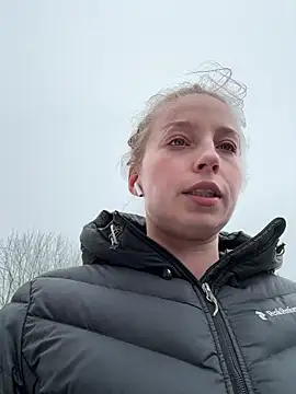 Snapshot of Hr_Frk_Olsen chatting on 02-21-26, 12:50 Hr Frk Olsen online show from 02-21-26, 12:50