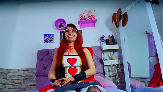 Snapshot of Melannytaylor chatting on 10-06-25, 08:28 Melannytaylor online show from 10-06-25, 08:28