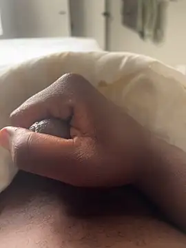 Snapshot of NEWKIDO chatting on 11-04-25, 11:53 NEWKIDO online show from 11-04-25, 11:53