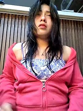 Snapshot of Elsa_sweet chatting on 10-10-25, 04:22 Elsa sweet online show from 10-10-25, 04:22