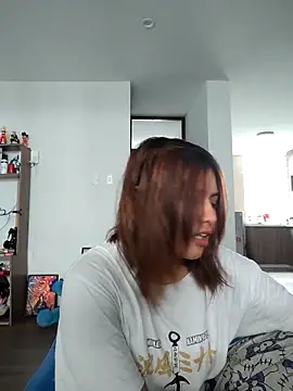 Snapshot of Elsa_sweet chatting on 05-14-26, 04:36 Elsa sweet online show from 05-14-26, 04:36