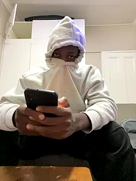 Mischevous T69 online show from 09-28-25, 08:14