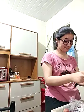 Snapshot of sobresalinaa chatting on 02-25-26, 02:43 sobresalinaa online show from 02-25-26, 02:43