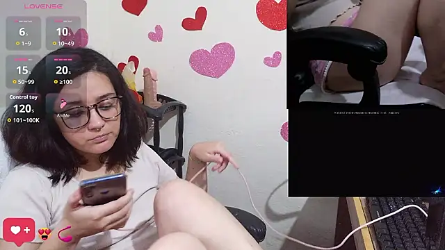 Snapshot of sobresalinaa chatting on 03-12-26, 12:00 sobresalinaa online show from 03-12-26, 12:00