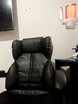 mao-duraznitt online show from 10-29-25, 04:04