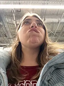 Sunny   Bunny online show from 12-14-24, 04:20