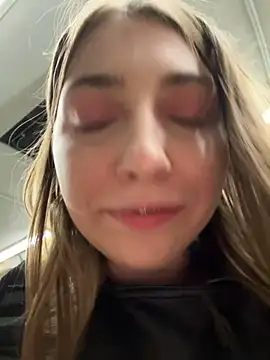 Sunny   Bunny online show from 03-04-25, 05:34