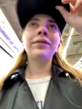 Sunny   Bunny online show from 09-22-25, 10:06