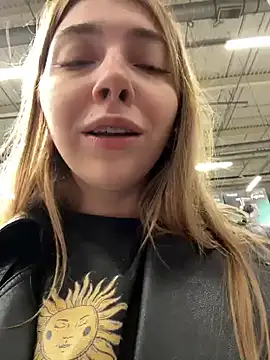 Sunny   Bunny online show from 10-21-25, 12:17