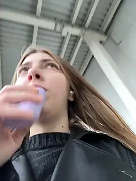 Sunny   Bunny online show from 10-26-25, 01:06