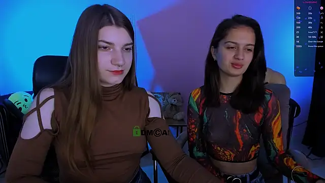 Snapshot of pure_radiance1 chatting on 10-10-25, 05:50 pure radiance1 online show from 10-10-25, 05:50