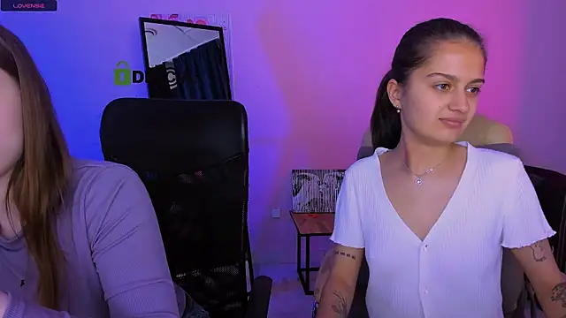 Snapshot of pure_radiance1 chatting on 10-13-25, 12:49 pure radiance1 online show from 10-13-25, 12:49