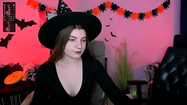 Snapshot of pure_radiance1 chatting on 10-24-25, 09:06 pure radiance1 online show from 10-24-25, 09:06