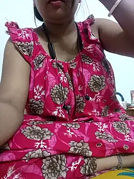 Priya 2222 online show from 10-18-25, 07:03