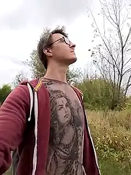 Snapshot of Rosieflo chatting on 09-17-25, 10:06 Rosieflo online show from 09-17-25, 10:06