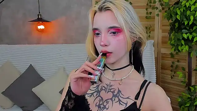 as1an girlfriend online show from 01-31-25, 07:18