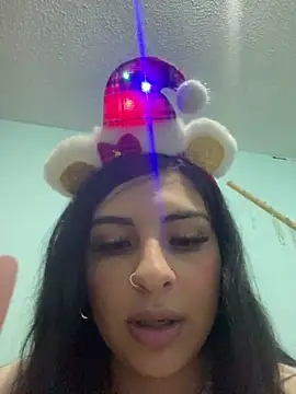 Hilary pinkk online show from 12-25-24, 07:03