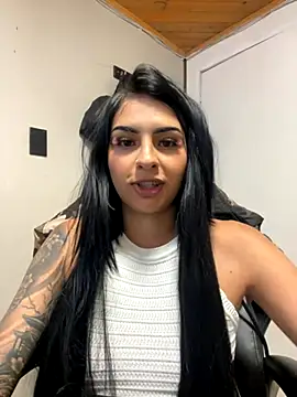 Hilary pinkk online show from 10-02-25, 03:24