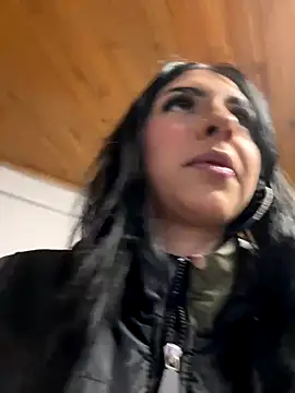 Hilary pinkk online show from 10-04-25, 02:09