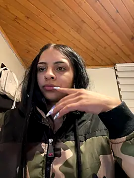 Hilary pinkk online show from 10-11-25, 01:38