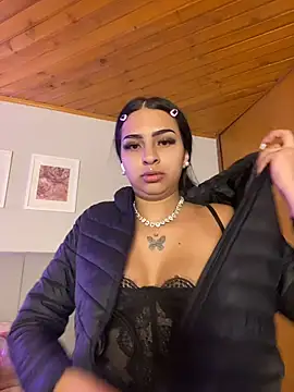 Hilary pinkk online show from 05-07-26, 02:50