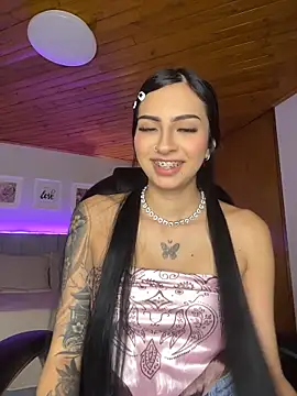Hilary pinkk online show from 06-21-26, 01:30