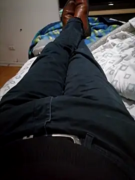 Snapshot of Lighto1 chatting on 10-24-25, 02:52 Lighto1 online show from 10-24-25, 02:52