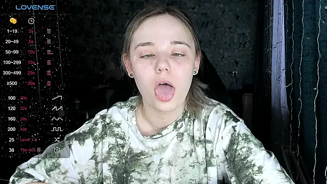 Your small bunny online show from 12-08-24, 03:10