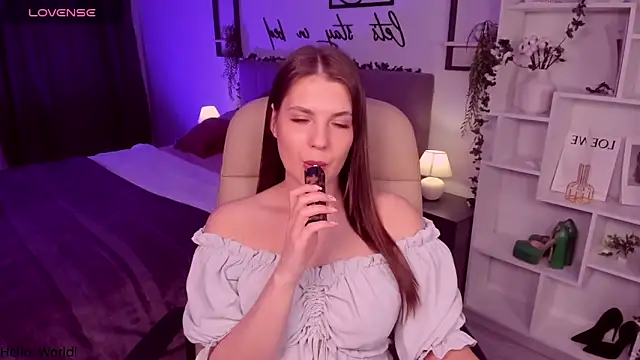 BellaSweetHeart online show from 05-11-26, 04:59