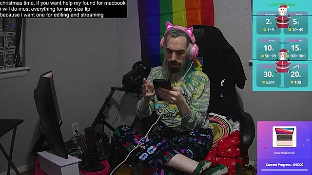 tallnerdyguy online show from 12-28-24, 03:47