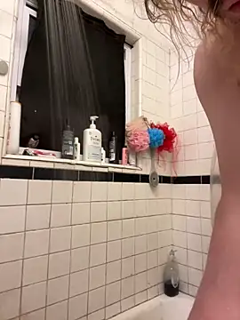 tallnerdyguy online show from 12-17-25, 11:44