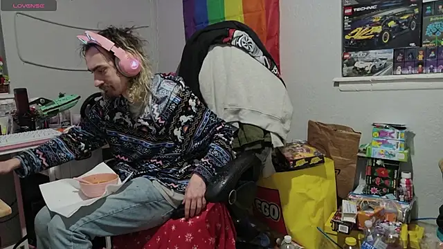 tallnerdyguy online show from 05-06-26, 02:08