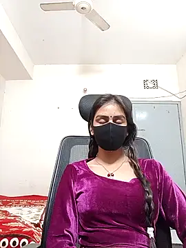 Snapshot of Tisha-01 chatting on 02-12-26, 05:30 Tisha-01 online show from 02-12-26, 05:30