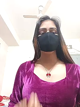 Snapshot of Tisha-01 chatting on 02-21-26, 03:07 Tisha-01 online show from 02-21-26, 03:07