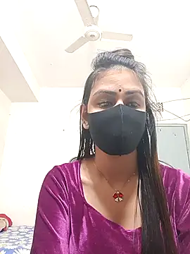 Snapshot of Tisha-01 chatting on 02-24-26, 07:23 Tisha-01 online show from 02-24-26, 07:23