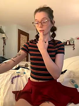 dreamteemergirl online show from 10-11-25, 09:13