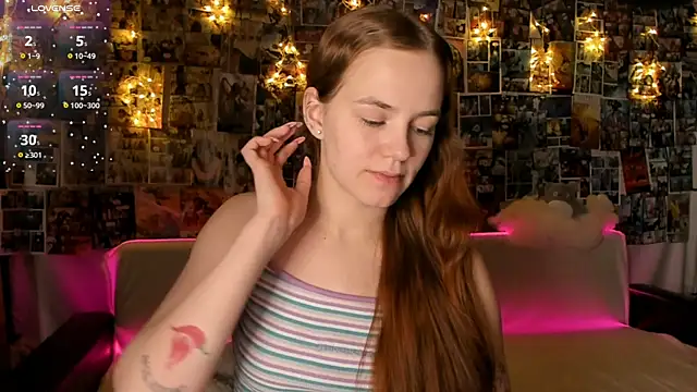 Fox Lisa online show from 12-15-25, 06:23