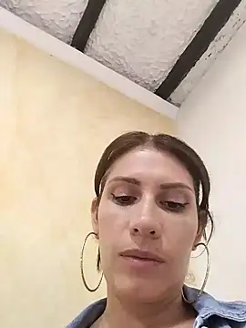 Alysson-- online show from 01-10-25, 04:20