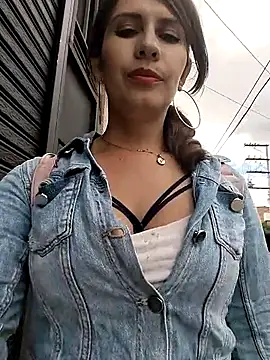 Alysson-- online show from 01-30-25, 08:31