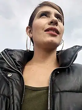 Alysson-- online show from 02-18-25, 01:11